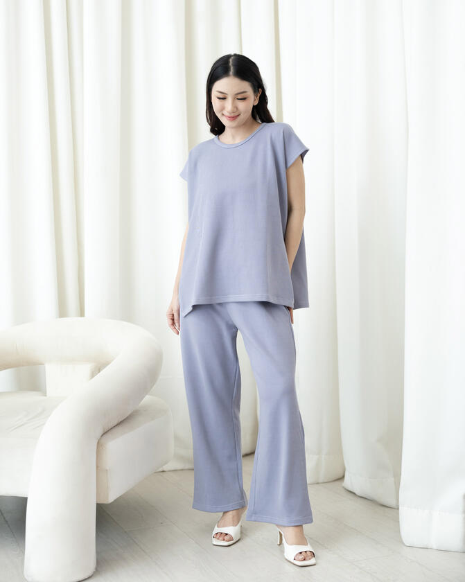 ✿ Bahan : Comfort Spandex ✿ Tebal, tidak menerawang dan awet ✿ Lembut, adem dan cepat menyerap keringat ✿ Warna dan motif anti pudar ✿ Pinggang celana karet, menyesuaikan bentuk tubuh